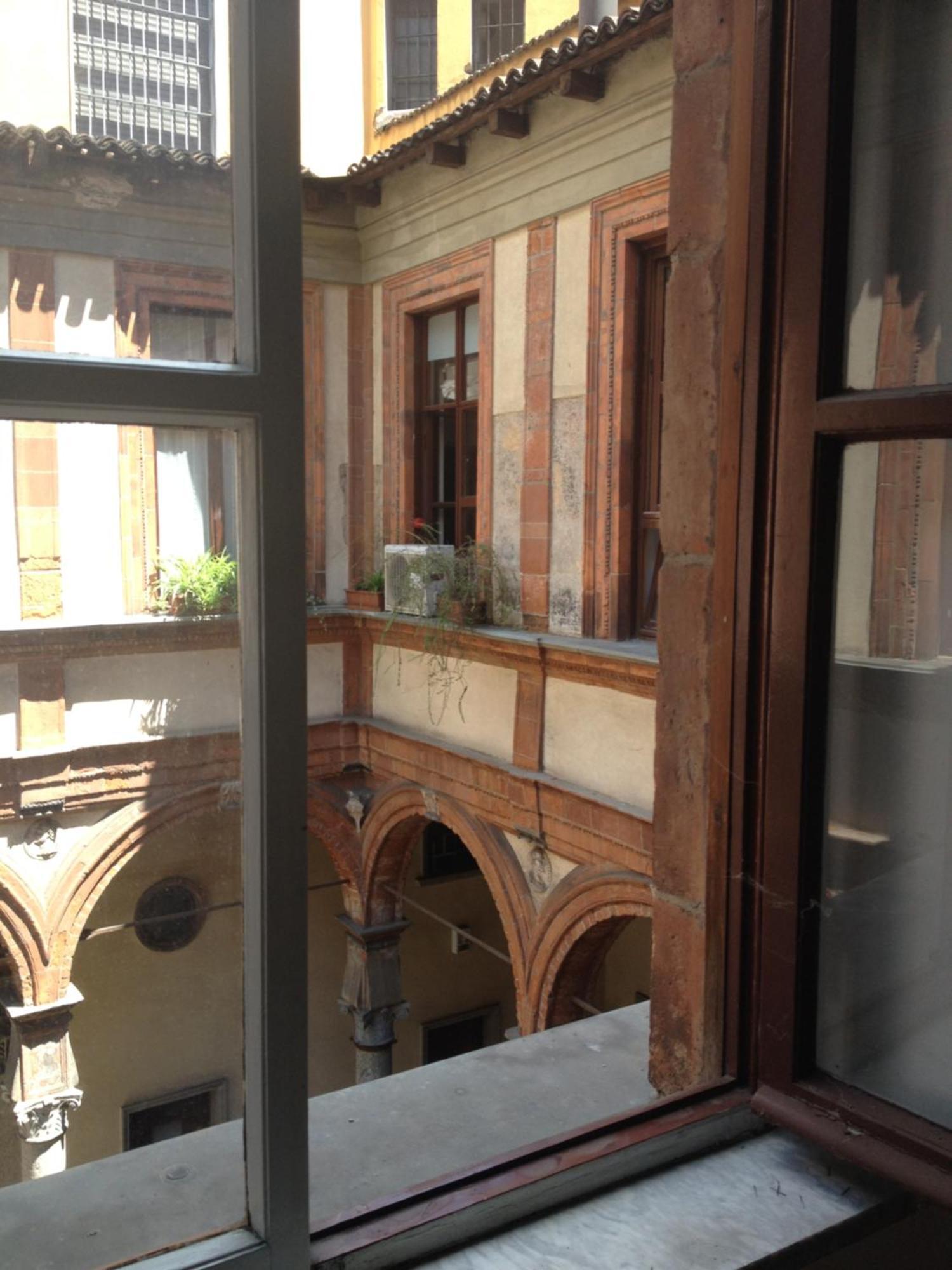 Real Duomo Palace Suite Милано Екстериор снимка
